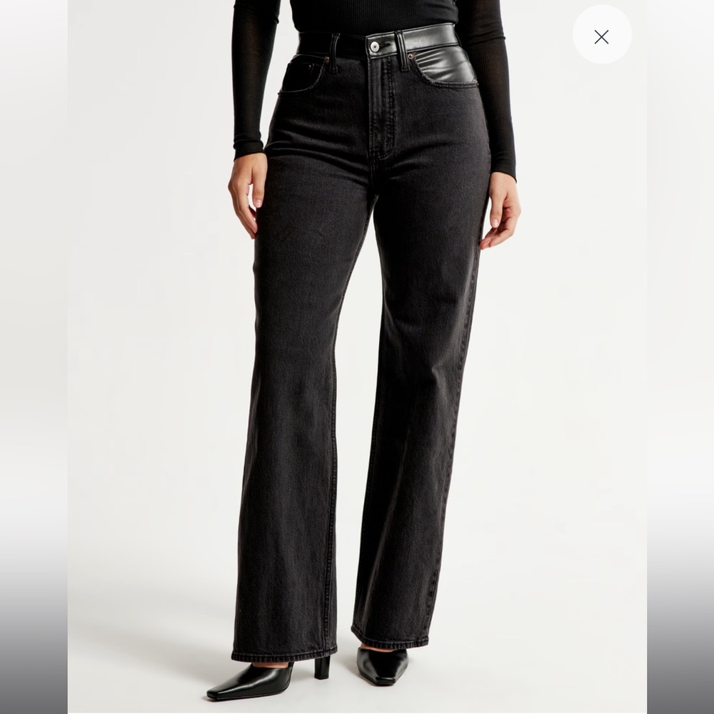Mixed Fabric Curve Love High Rise 90s Relaxed Jean